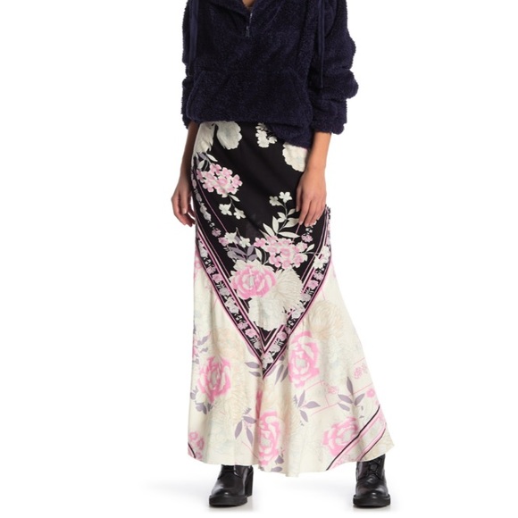 Free People Floral Maxi - Picture 7 of 12